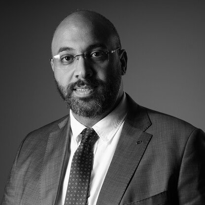 About Dr Osama Ismail